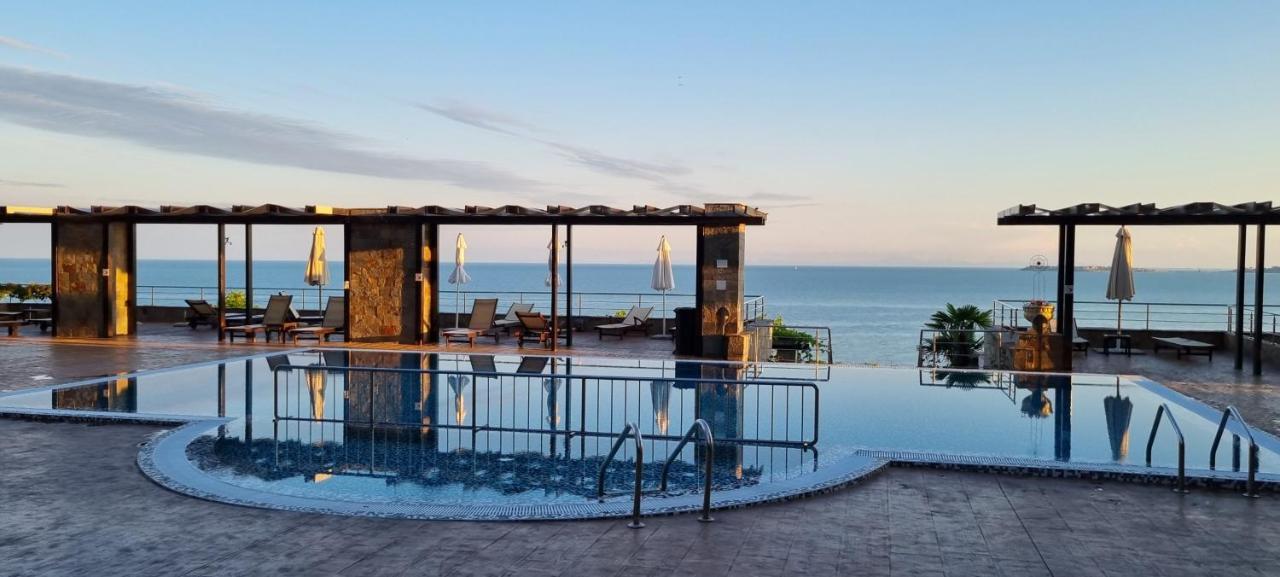 Dolce Vita II Waterfront Sunset Sea View Luxury Apartament سفيتي فلاس المظهر الخارجي الصورة