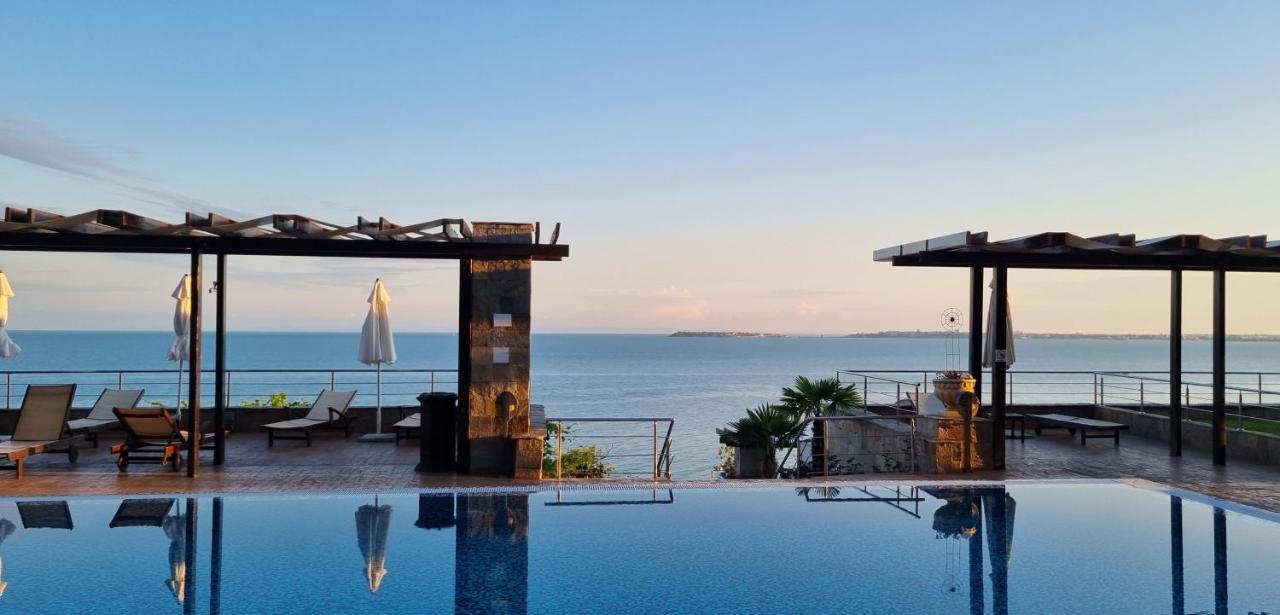 Dolce Vita II Waterfront Sunset Sea View Luxury Apartament سفيتي فلاس المظهر الخارجي الصورة